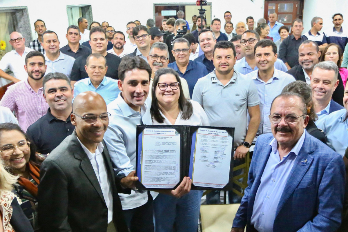 A reunião com a ComagSul teve como objetivo avançar em uma proposta sólida, escolhendo a região onde deverá ser instalado o Porto (Foto: Divulgação) A reunião com a ComagSul teve como objetivo avançar em uma proposta sólida, escolhendo a região onde deverá ser instalado o Porto/Foto: Divulgação