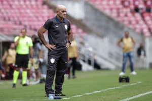Retrô se aproxima do retorno de Itamar Schülle