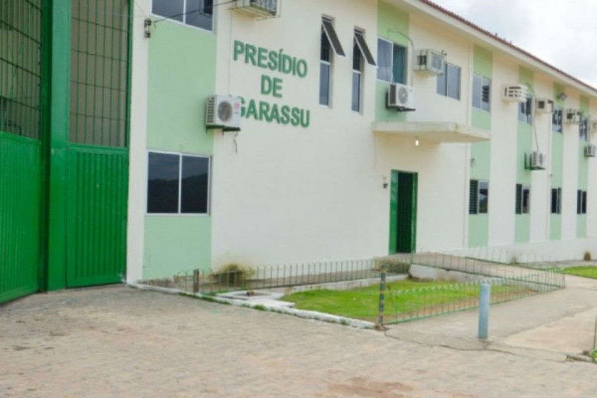 Policial Penal preso por tráfico é afastado em Pernambuco
(Divulgação) Policial Penal preso por tráfico é afastado em Pernambuco
/Divulgação