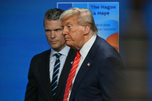 Pete Hegseth e Donald Trump 