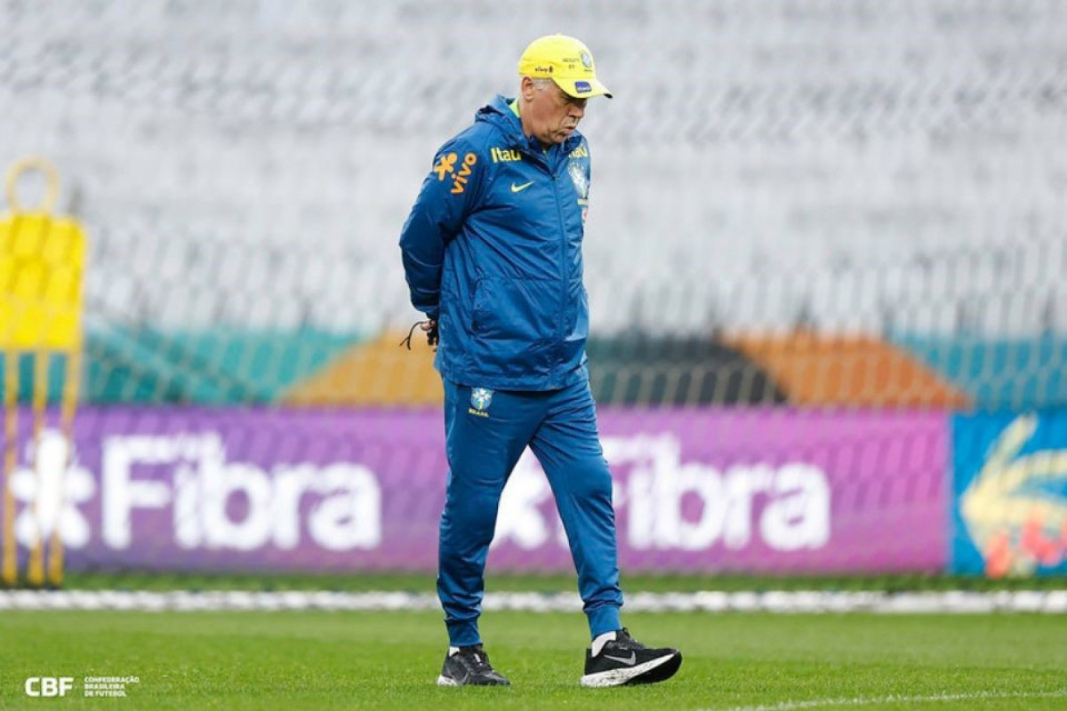 Carlo Ancelotti faz pedido ao astro da Seleção (Rafael Ribeiro / CBF) Carlo Ancelotti faz pedido ao astro da Seleção/Rafael Ribeiro / CBF