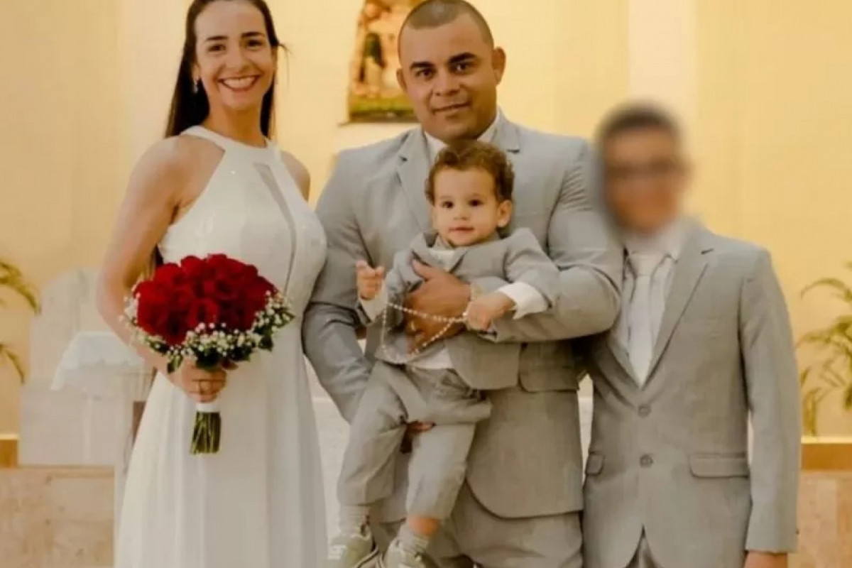 O adolescente teria sido contrariado sobre ir a um encontro em outro estado. O adolescente, então, pegou a arma do pai e atirou contra as vítimas (Foto: Reprodução/Redes sociais) O adolescente teria sido contrariado sobre ir a um encontro em outro estado. O adolescente, então, pegou a arma do pai e atirou contra as vítimas/Foto: Reprodução/Redes sociais