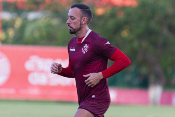 Paulo Sérgio, atacante do Náutico