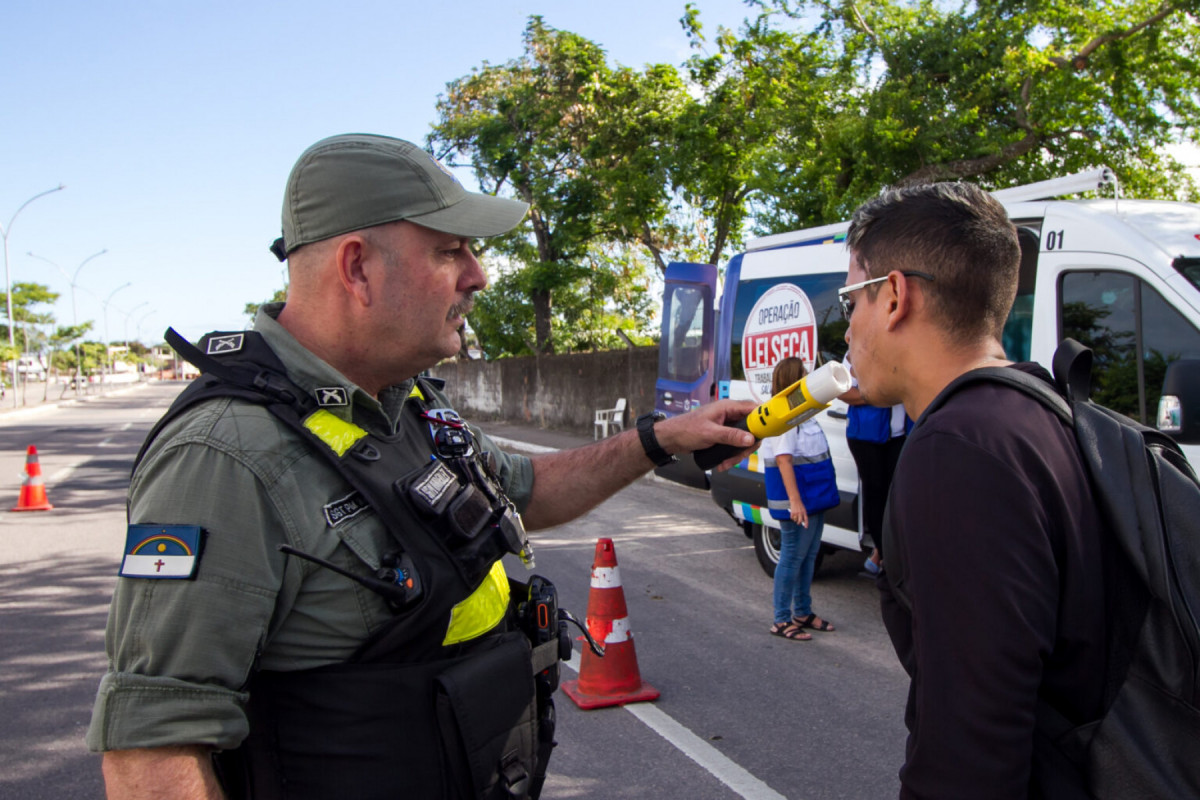 Operação Lei Seca realizou mais de 16 mil abordagens entre os dias 20 e 24 de junho (Foto: Divulgação/SES-PE) Operação Lei Seca realizou mais de 16 mil abordagens entre os dias 20 e 24 de junho/Foto: Divulgação/SES-PE