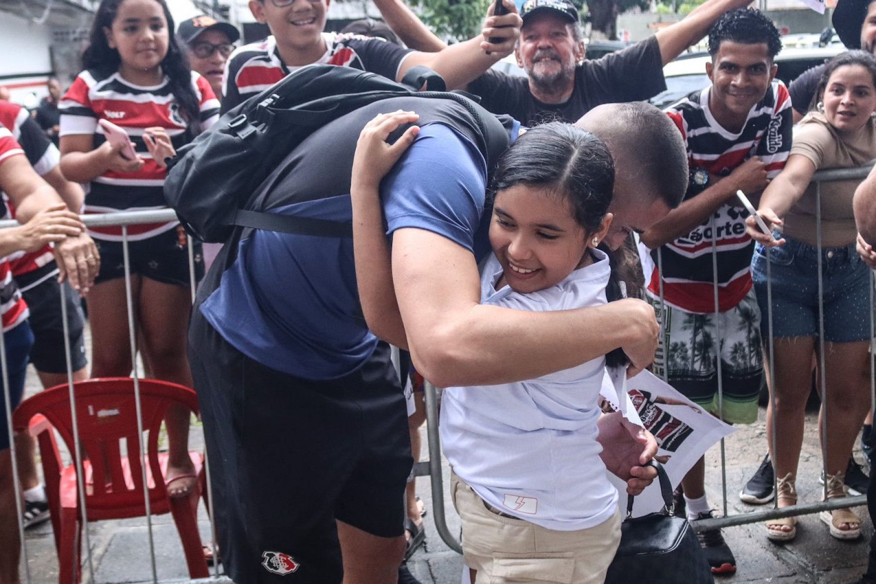 Evelyn Victoria / Santa Cruz