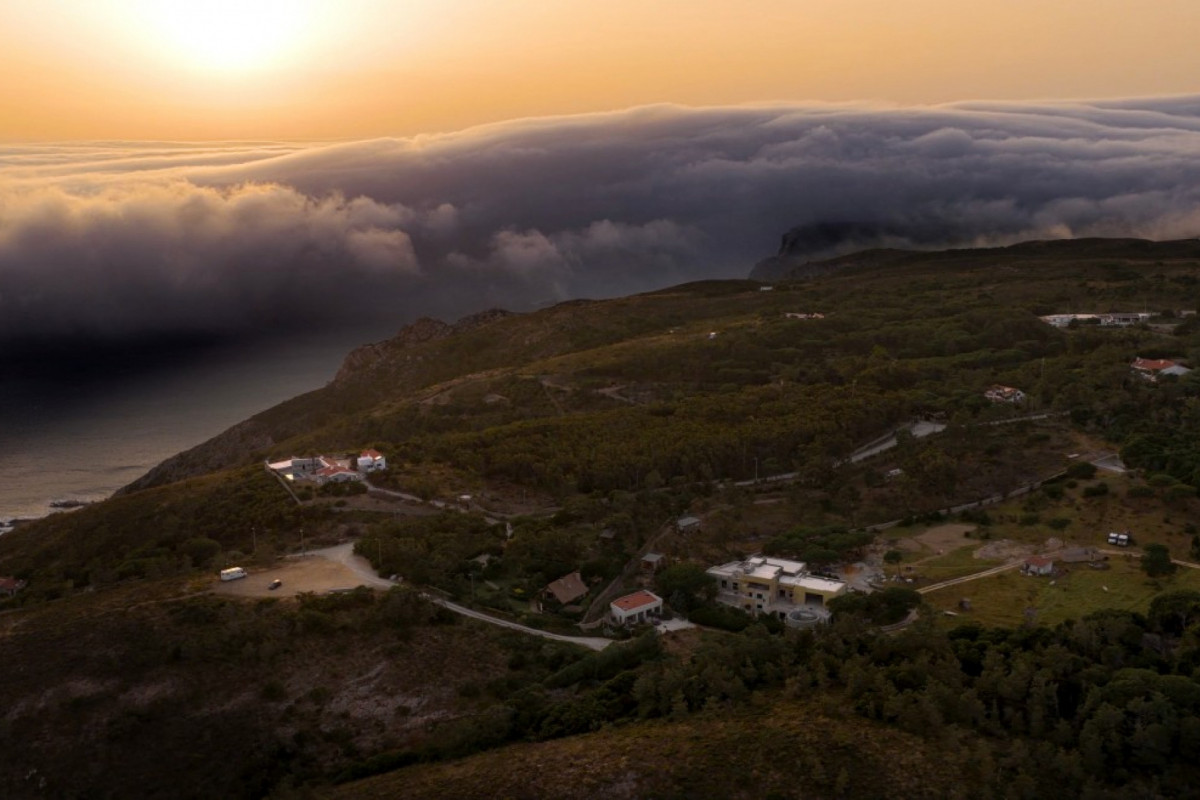 Foto tirada em 29 de junho de 2025 com um drone mostra uma rara Foto tirada em 29 de junho de 2025 com um drone mostra uma rara
