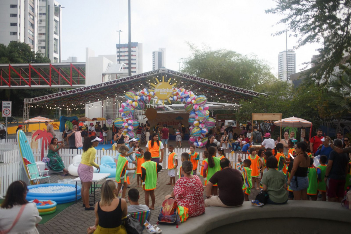 Programação de férias do shopping Recife
