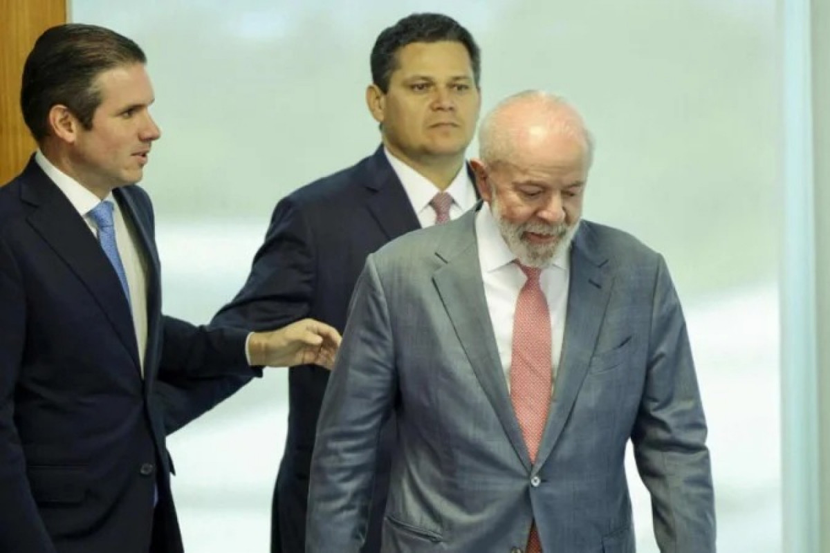 Mais da metade dos deputados federais considera a relação do governo de Luiz Inácio Lula da Silva (PT) com o Congresso como negativa/Foto: Platobr Politica