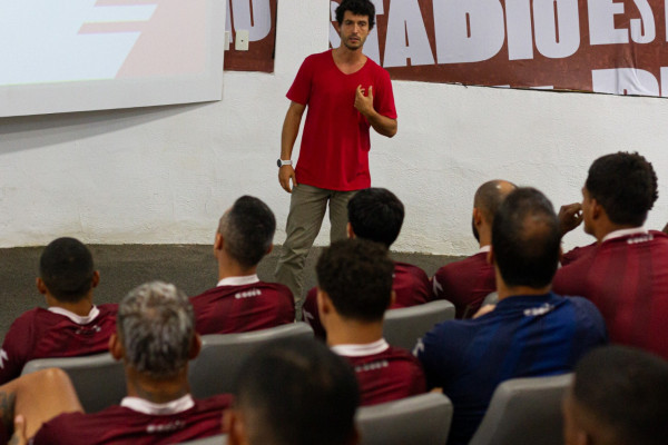 Durante os encontros, foram abordados temas como definição de manipulação de resultados, tipos de fraude, modus operandi dos fraudadores, riscos legais e impactos à reputação.