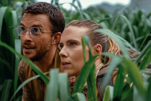 Scarlett Johansson e Jonathan Bailey estrelam sétimo filme da saga jurássica