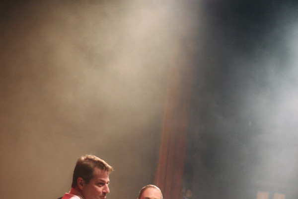 Marcelo Serrado e Letícia Spiller trabalham juntos pela primeira vez no teatro