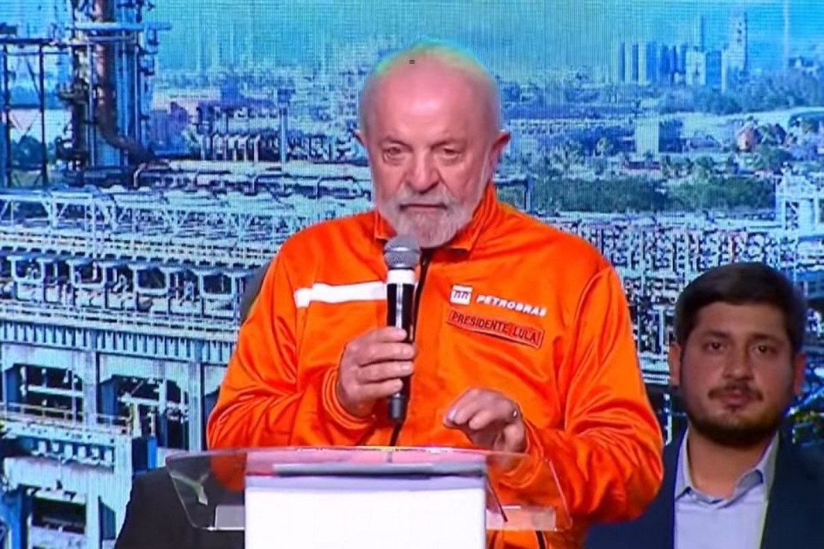 Lula: 'Se tudo tiver como estou pensando', País terá 1º presidente eleito 4 vezes
(Reprodução/ Canal Gov) Lula: 'Se tudo tiver como estou pensando', País terá 1º presidente eleito 4 vezes
/Reprodução/ Canal Gov