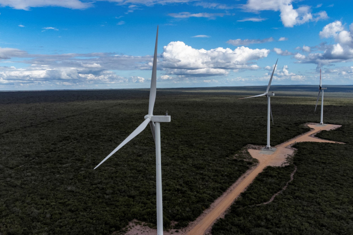 O investimento em geração de energias renováveis como a solar e a eólica, segundo especialistas, pode ser uma alternativa para suprir momentos de escassez hídrica
