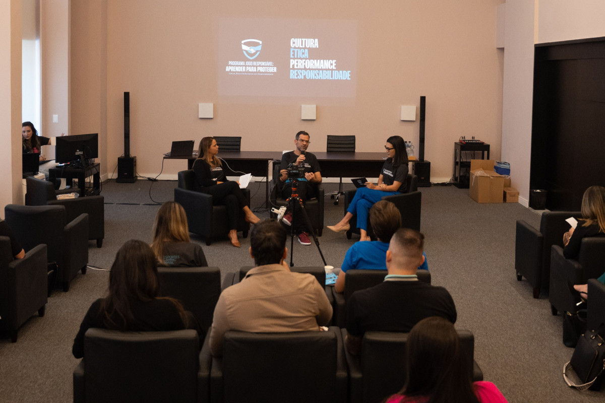 "O projeto reforça nosso compromisso com o desenvolvimento constante e a responsabilidade no setor em que atuamos", diz Sophia Serak ( Divulgação/Esportes da Sorte) "O projeto reforça nosso compromisso com o desenvolvimento constante e a responsabilidade no setor em que atuamos", diz Sophia Serak/ Divulgação/Esportes da Sorte