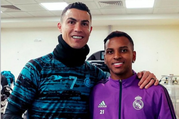 Cristiano Ronaldo e Rodrygo (Divulgação/ Rodrygo) Cristiano Ronaldo e Rodrygo /Divulgação/ Rodrygo