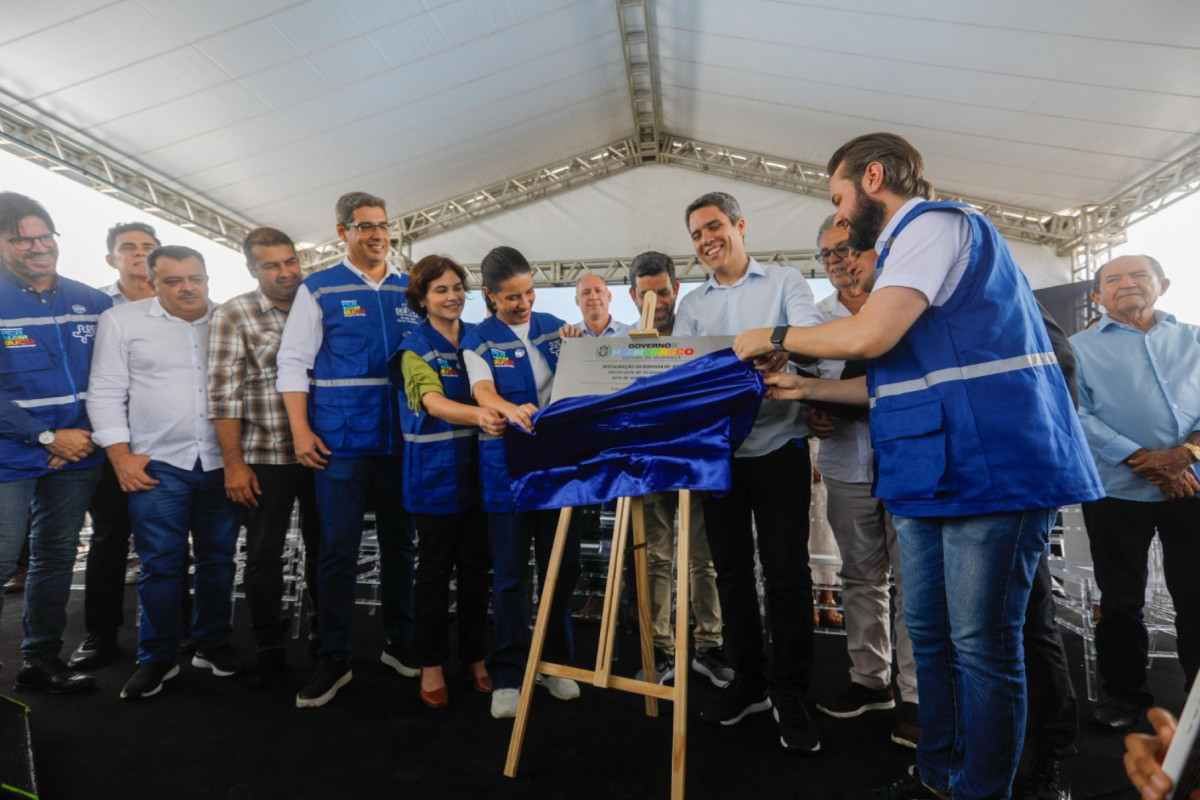 Governo Raquel Lyra entrega PE-062 requalificada e reforça desenvolvimento da Mata Norte
