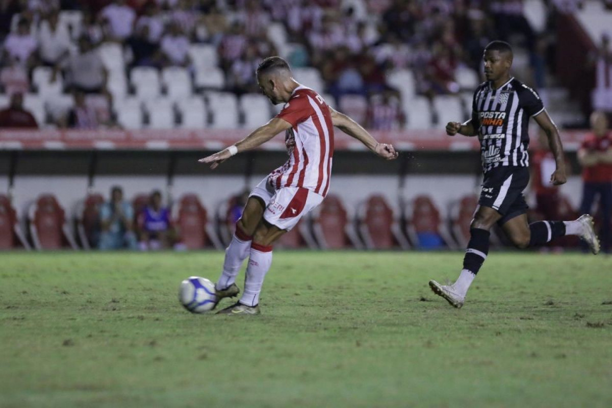 Náutico goleou o Figueirense no último encontro (Rafael Vieira / DP Foto) Náutico goleou o Figueirense no último encontro/Rafael Vieira / DP Foto