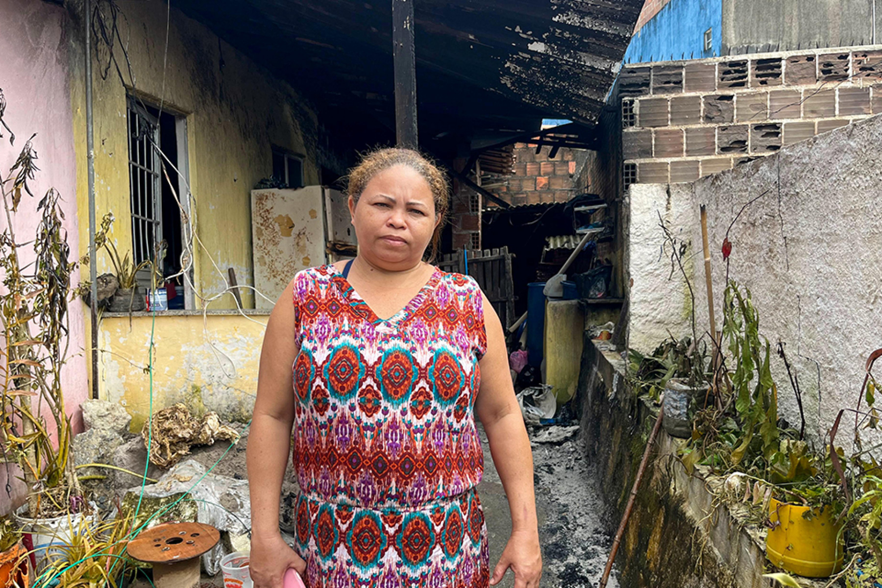 Casa de Joselma foi parcialmente atingida pelo fogo