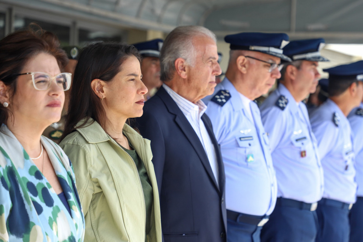 Torre de Controle da Base Aérea do Recife é inaugurada no Ibura

