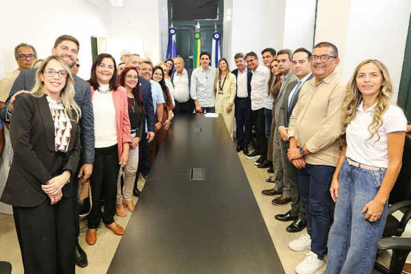Encontro aconteceu no Paço das Heroínas de Tejucupapo e reuniu diversos políticos