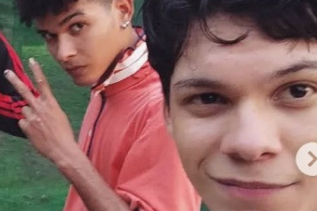 Lucas, de camisa cinza, Lucas, de camisa cinza,