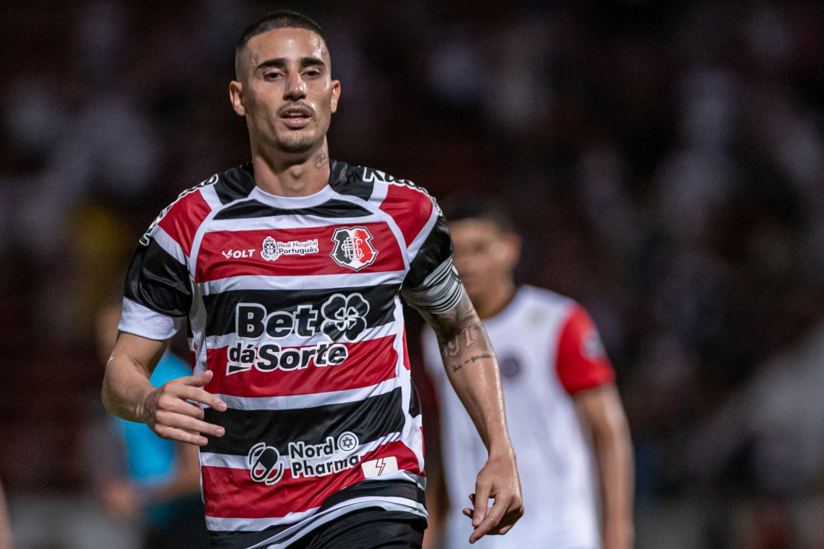 Jogador do Santa Cruz, Thiago Galhardo/Rafael Vieira