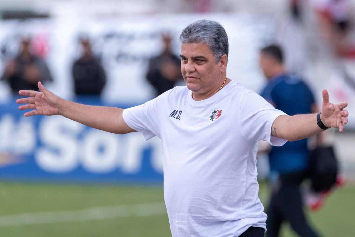 Técnico do Santa Cruz, Marcelo Cabo (Rafael Vieira) Técnico do Santa Cruz, Marcelo Cabo/Rafael Vieira