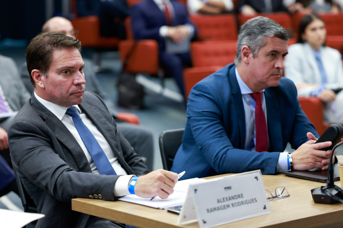 Interrogatórios dos réus da Ação Penal (AP) 2668 - Alexandre Ramagem Rodrigues e Dr. Paulo Renato Garcia Cintra Pinto.