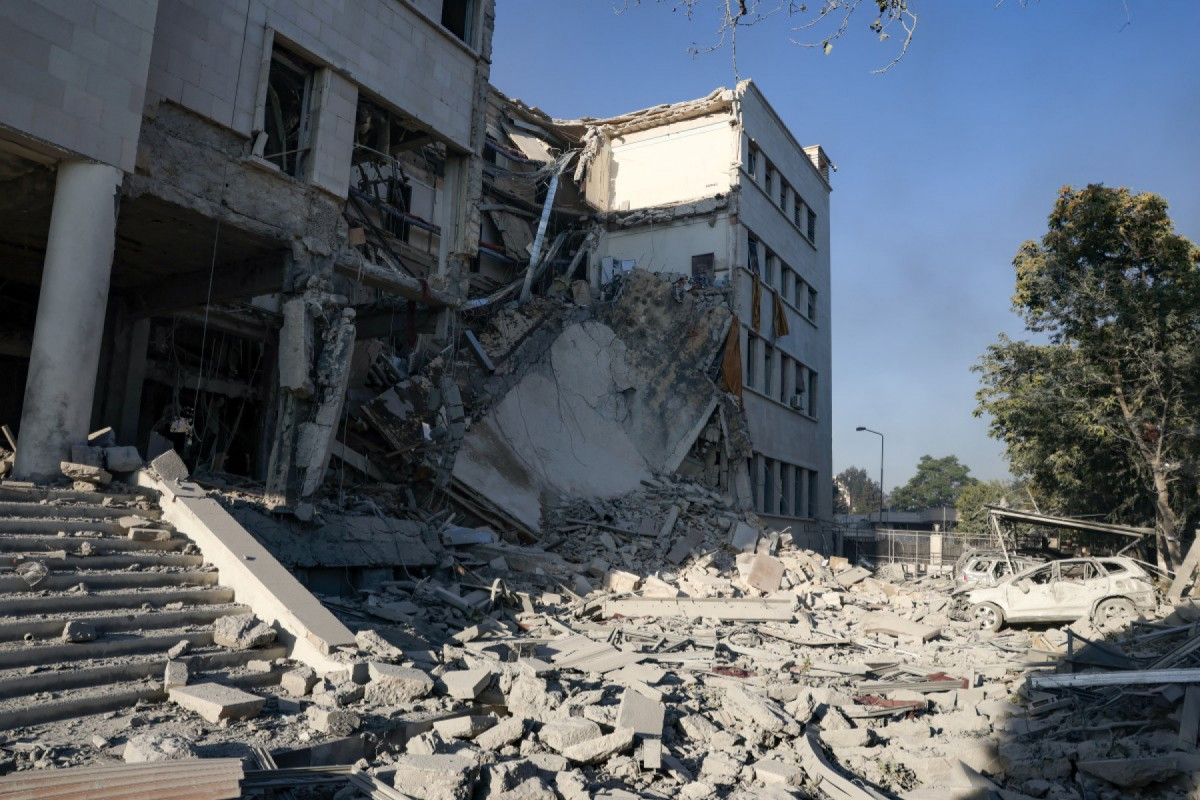 Rubble lies inside the heavily damaged Syrian army and defence ministry headquarters complex in Damascus, following Israeli strikes on July 16, 2025. (Bakr ALkasem / AFP) Rubble lies inside the heavily damaged Syrian army and defence ministry headquarters complex in Damascus, following Israeli strikes on July 16, 2025./Bakr ALkasem / AFP