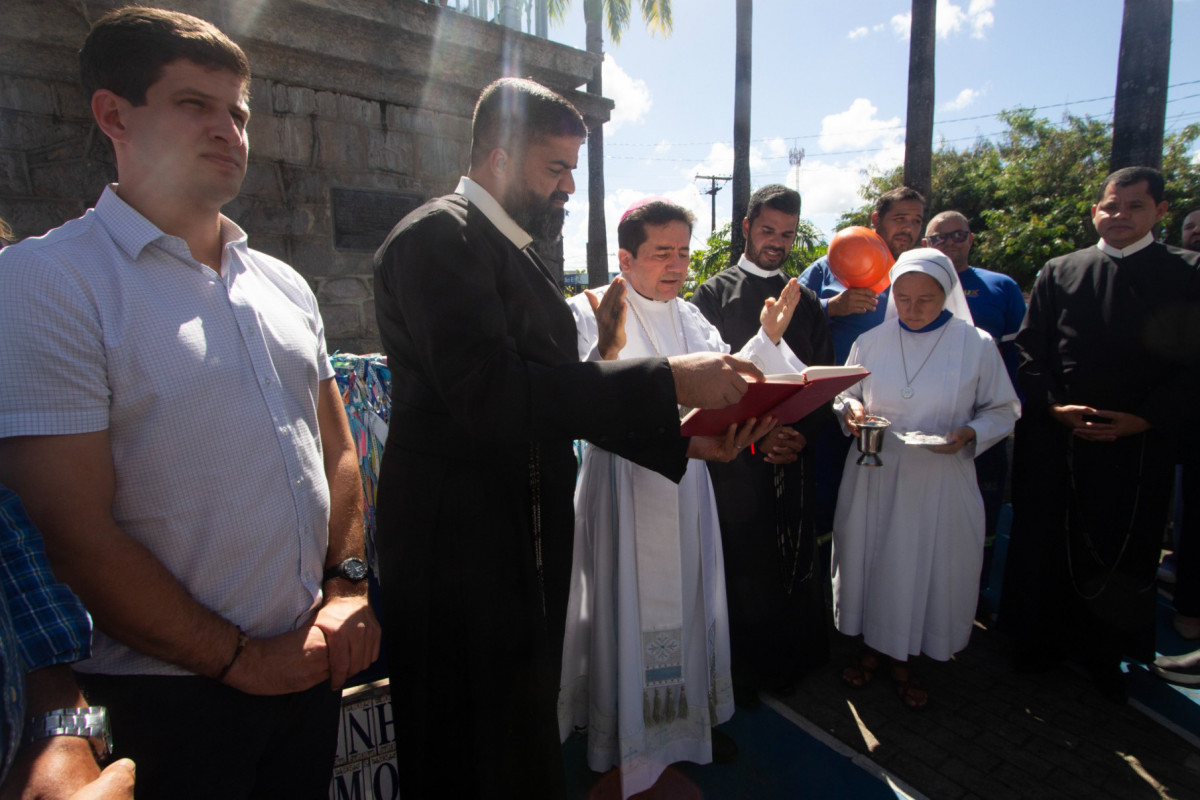 Cerimônia para assinatura da ordem de serviço para restauração da imagem de Nossa Senhora da Conceição, no Santuário