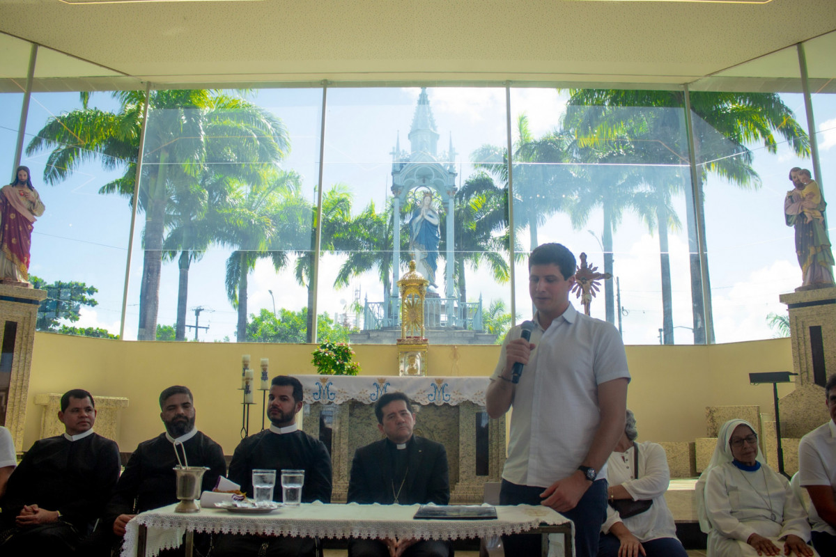 Cerimônia para assinatura da ordem de serviço para restauração da imagem de Nossa Senhora da Conceição, no Santuário