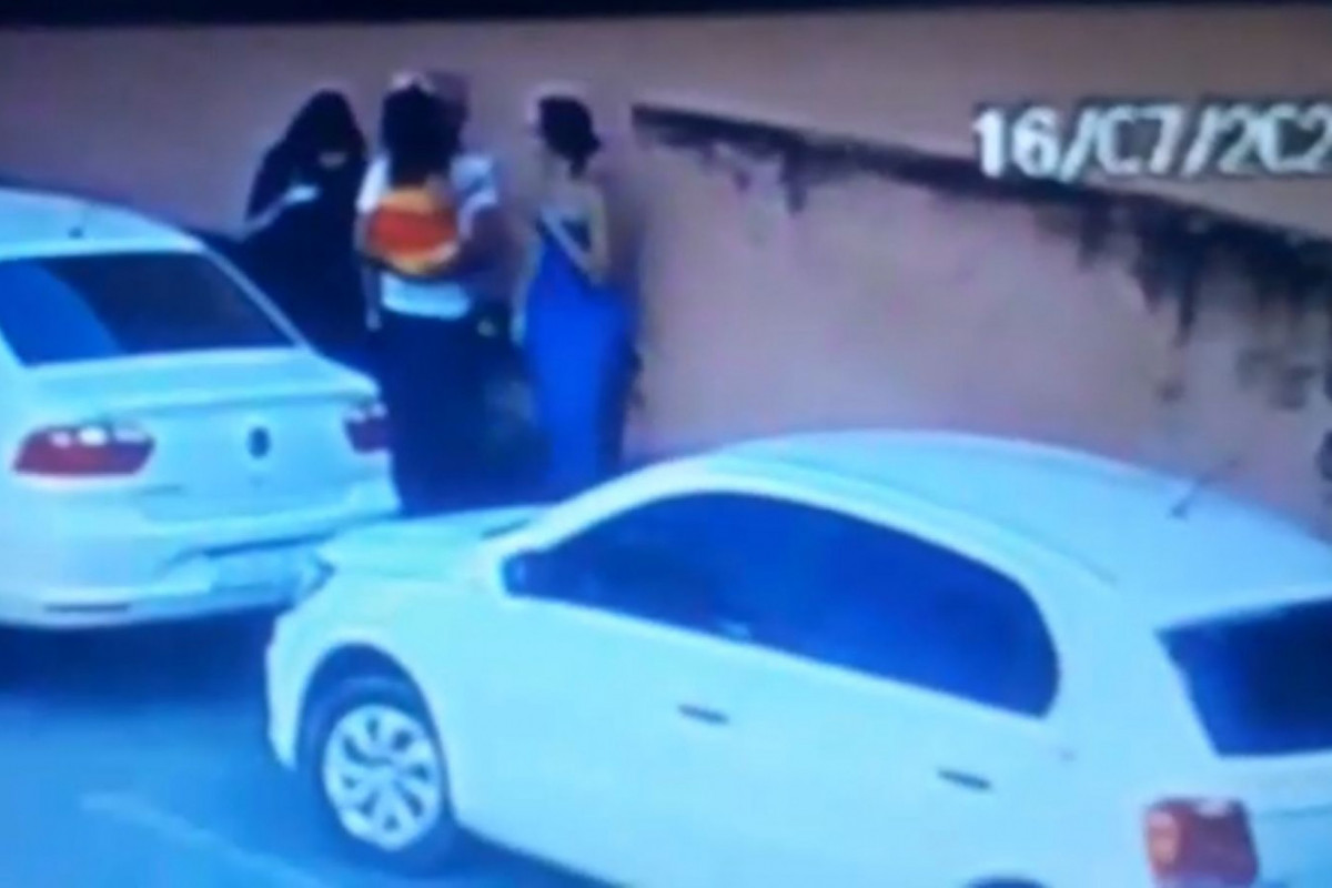 O assaltante agiu em poucos segundos