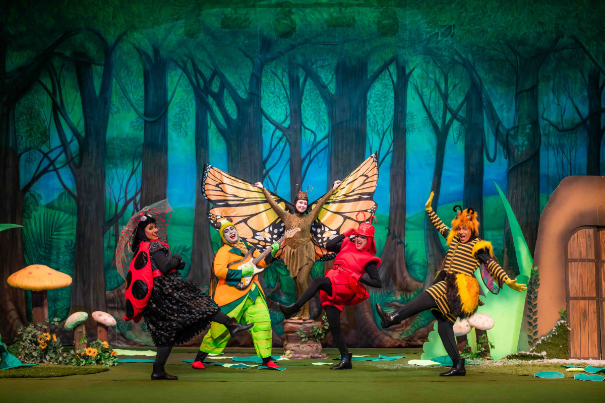 Musical infantil 'A Cigarra e a Formiga'