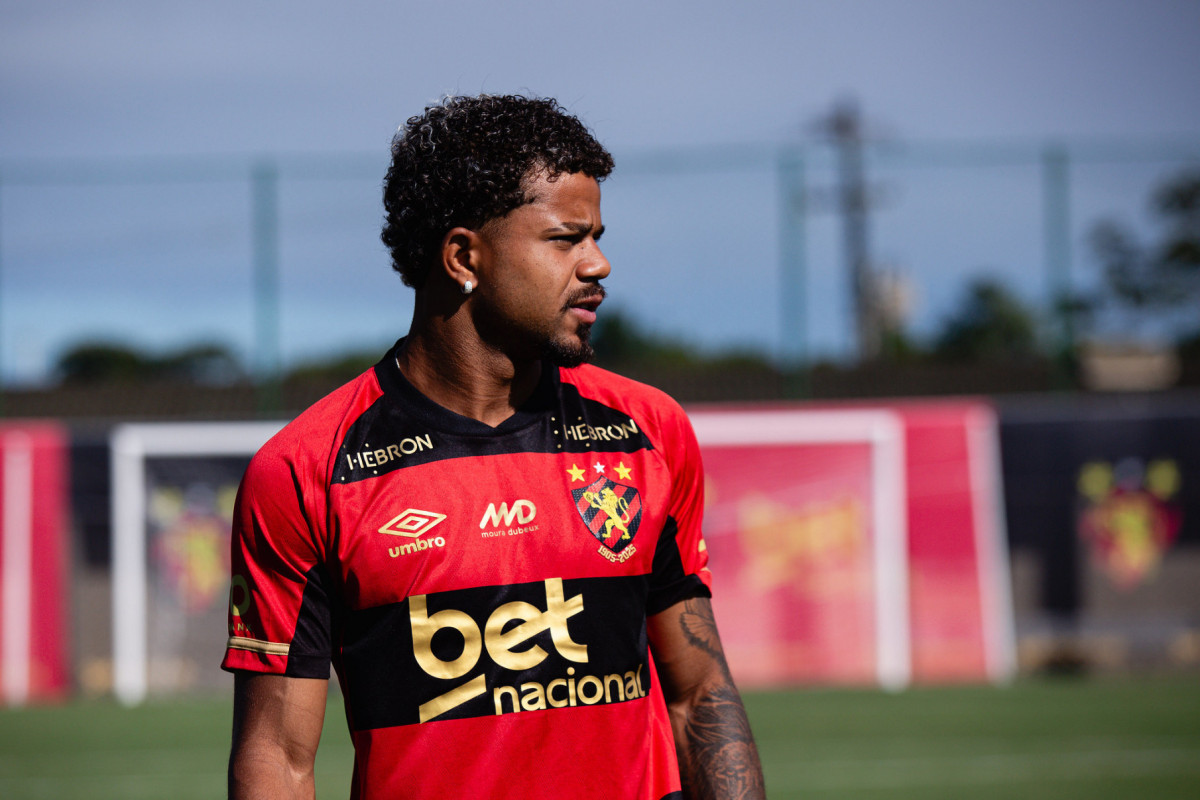 Kévyson, lateral-esquerdo do Sport/Paulo Paiva/Sport Recife
