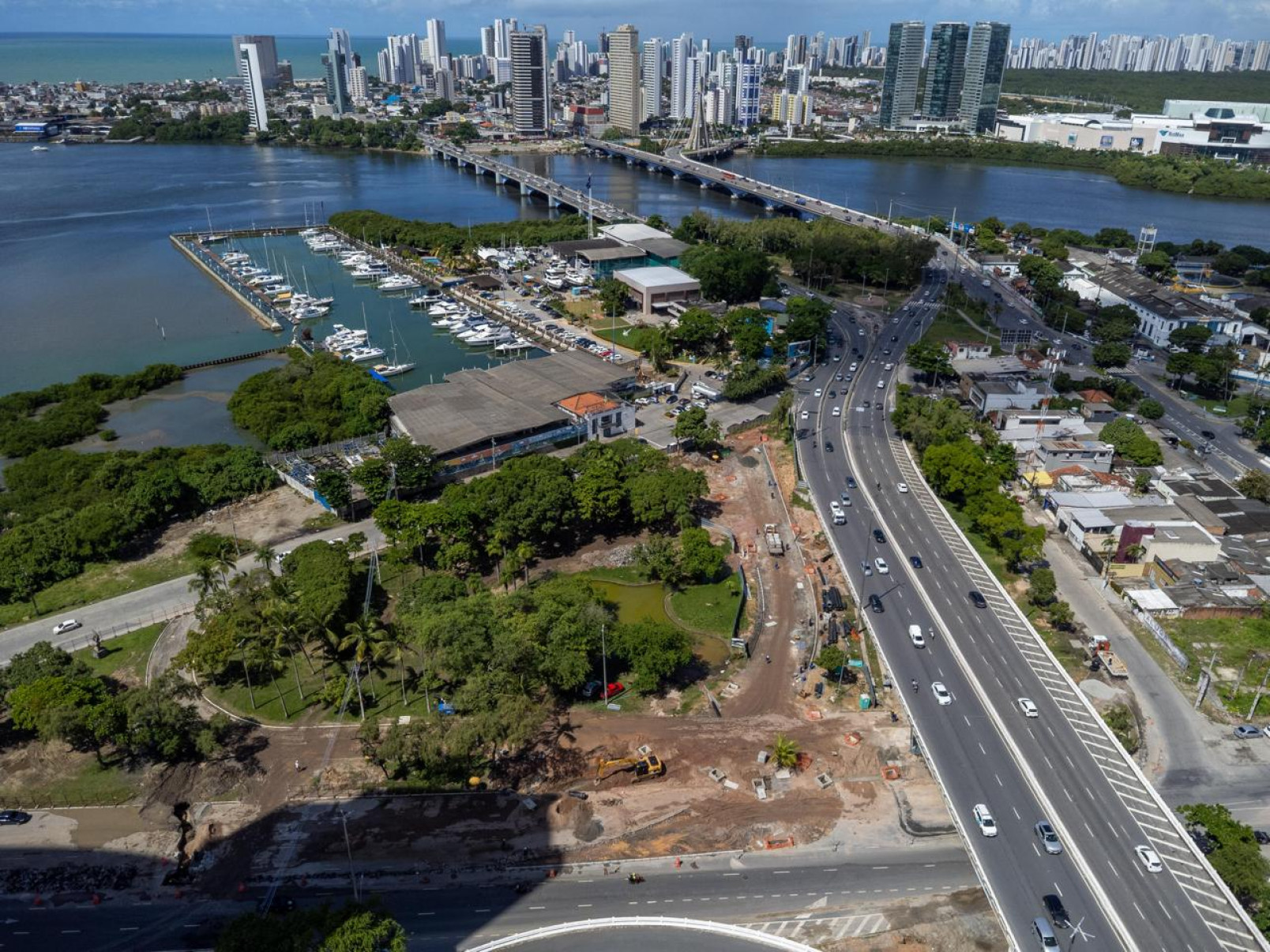 Obras devem ser finalizadas até o próximo dia 30 de agosto, segundo a Moura Dubeux