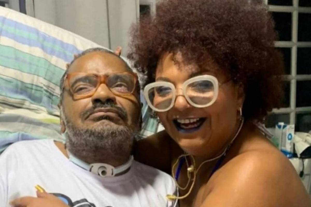 Babi Cruz negou nesta que o cantor Arlindo Cruz tenha morrido (Reprodução)
Babi Cruz negou nesta que o cantor Arlindo Cruz tenha morrido/Reprodução