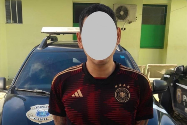 Suspeito é investigado por roubos a farmácias e estava com tornozeleira (Polícia Civil) Suspeito é investigado por roubos a farmácias e estava com tornozeleira /Polícia Civil