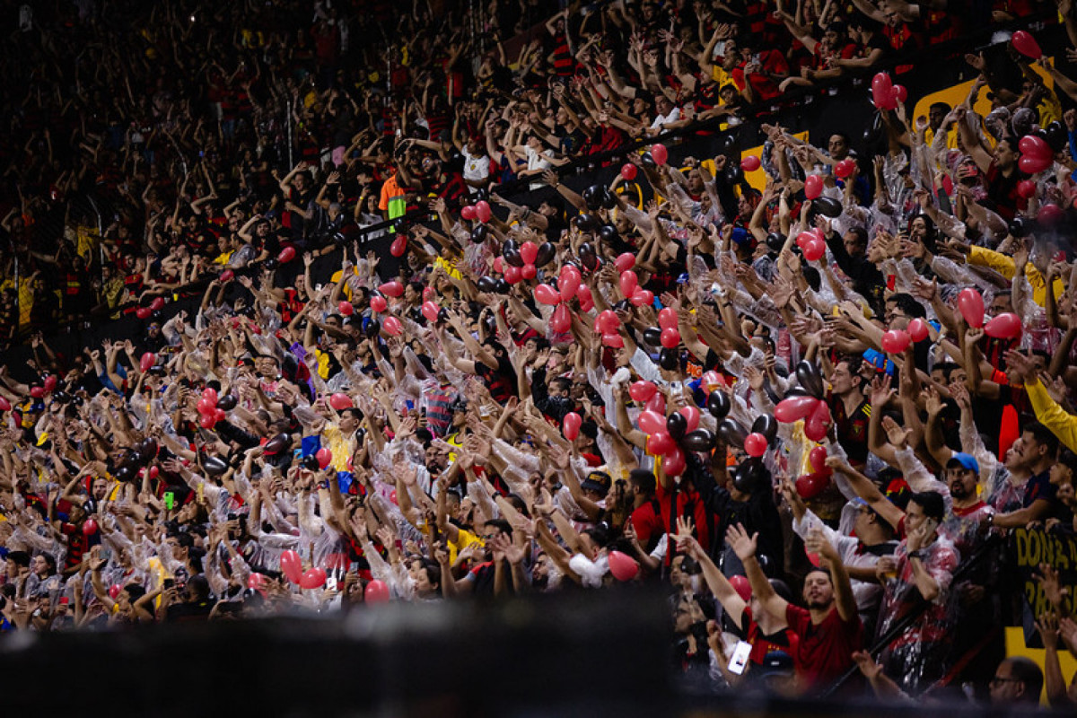Torcida do Sport na Ilha do Retiro (Paulo Paiva / Sport Recife) Torcida do Sport na Ilha do Retiro/Paulo Paiva / Sport Recife