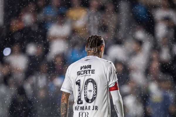 Neymar, camisa 10 do Santos
