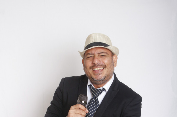 Cantor venezuelano Armando Fuentes/Foto: Divulgação