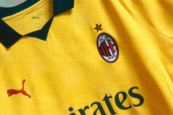 Nova camisa do Milan