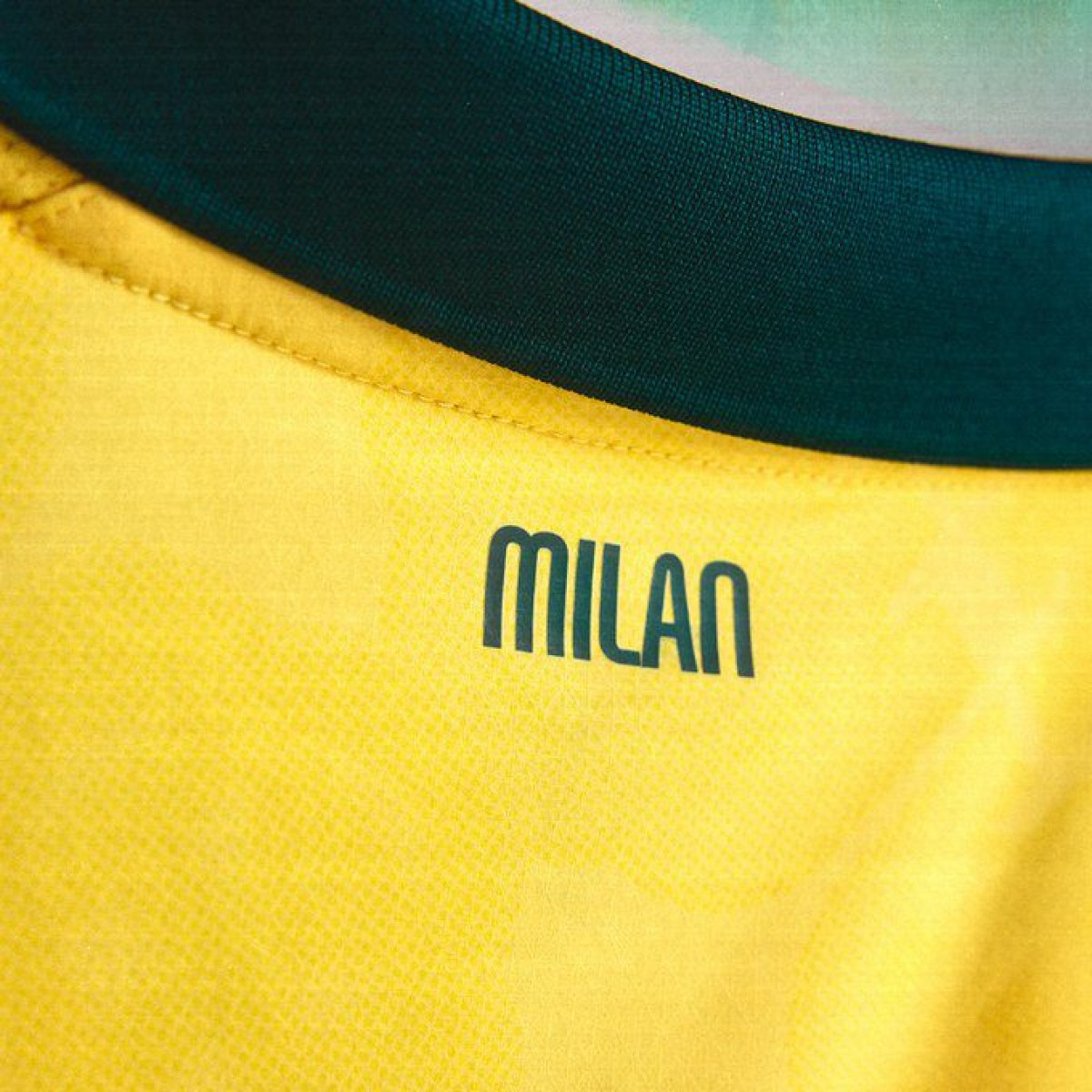 Nova camisa do Milan
