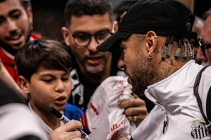 Foto: Raul Barreta/Santos