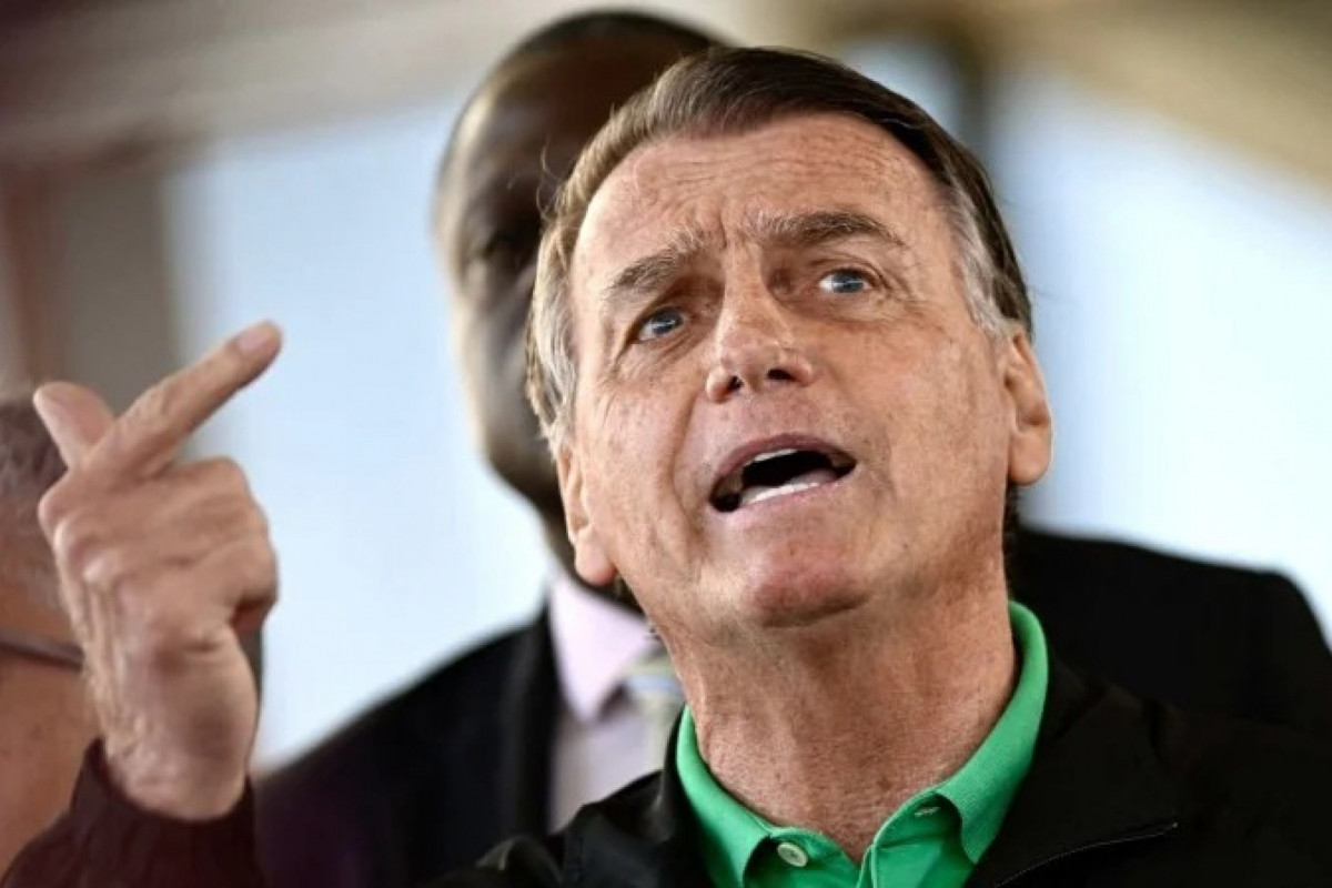 As mensagens foram encontradas em um dos celulares apreendidos pela PF em 2023. Mais recentemente, uma nova operação resultou na apreensão de outro aparelho de Bolsonaro, que permanece sob análise da corporação (Foto: AFP) As mensagens foram encontradas em um dos celulares apreendidos pela PF em 2023. Mais recentemente, uma nova operação resultou na apreensão de outro aparelho de Bolsonaro, que permanece sob análise da corporação/Foto: AFP