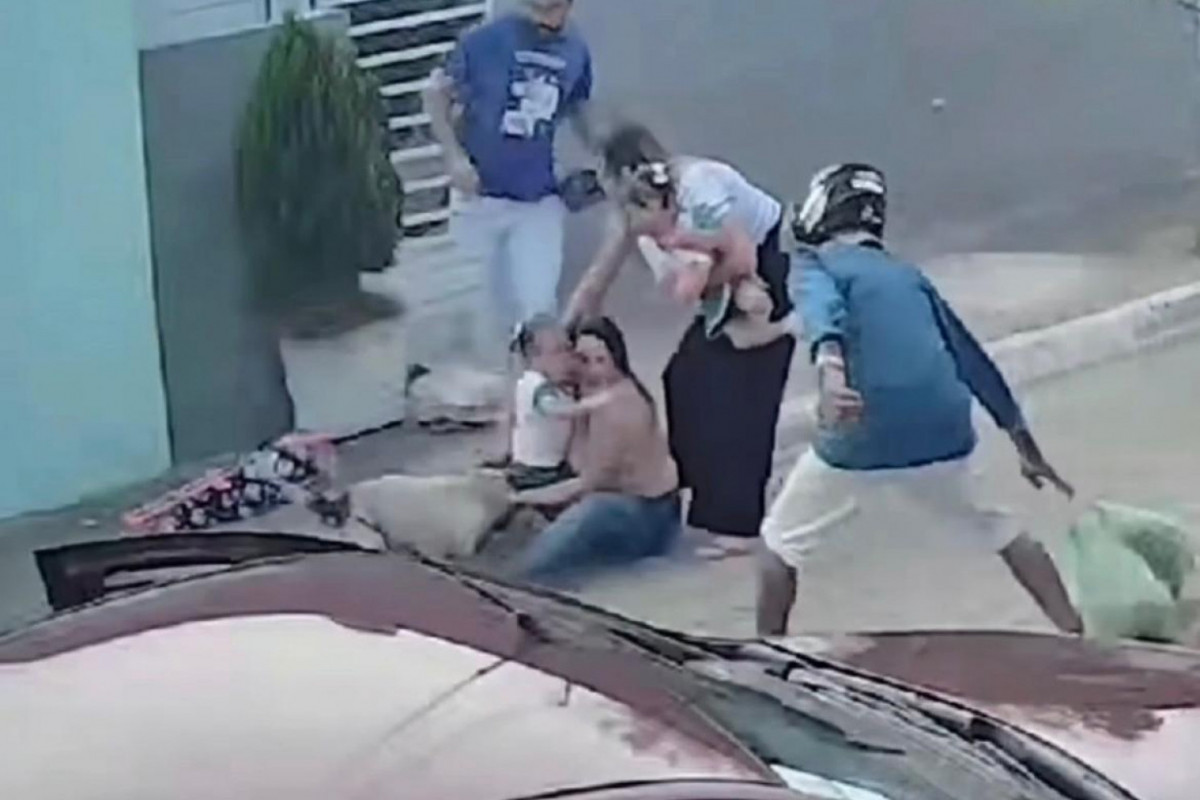 Ataque de pitbull em Iguaracy contra duas mulheres e duas crianças ocorreu enquanto elas aguardavam transporte escolar