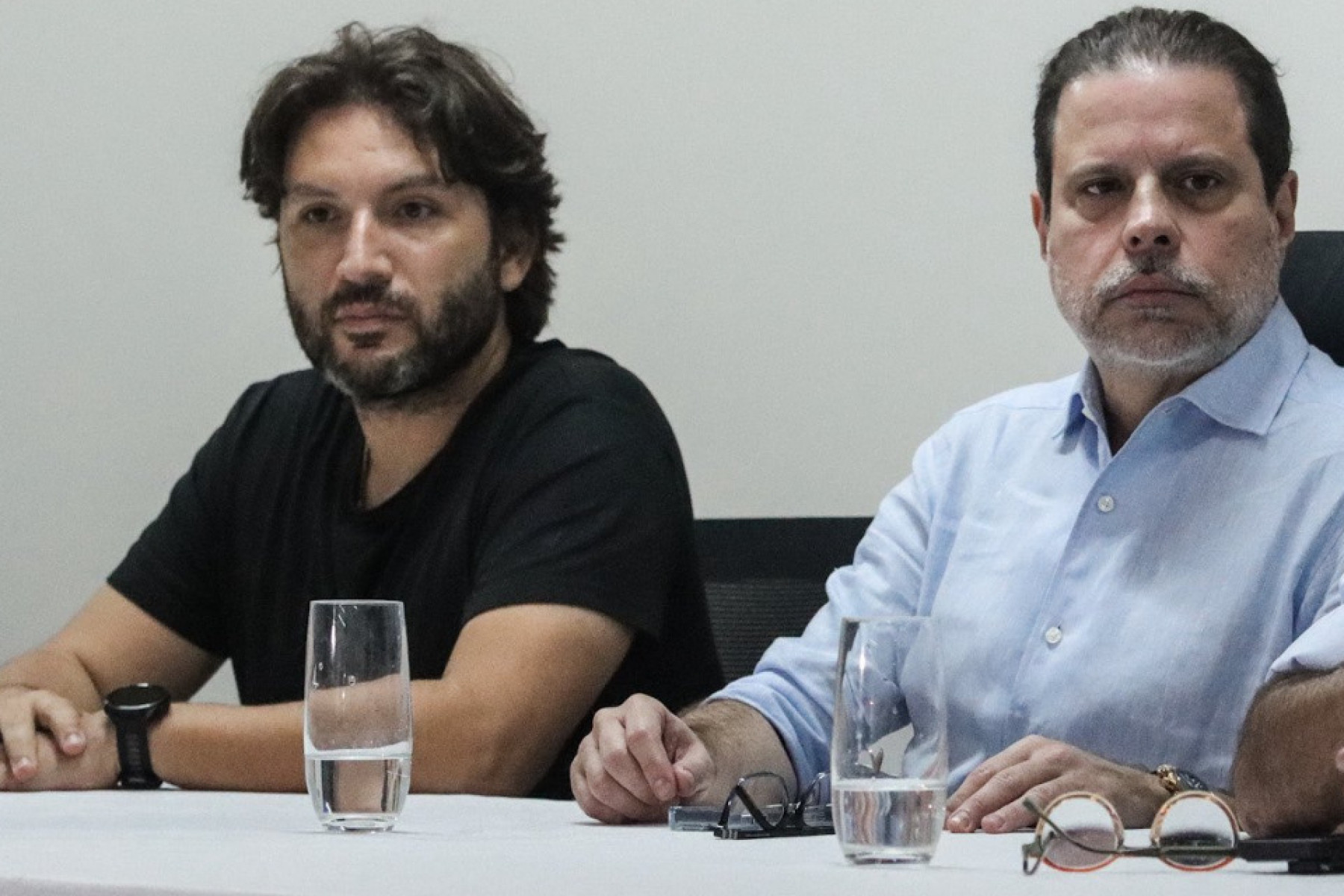 Investidor da SAF, Iran Barbosa, e o presidente do Santa Cruz, Bruno Rodrigues