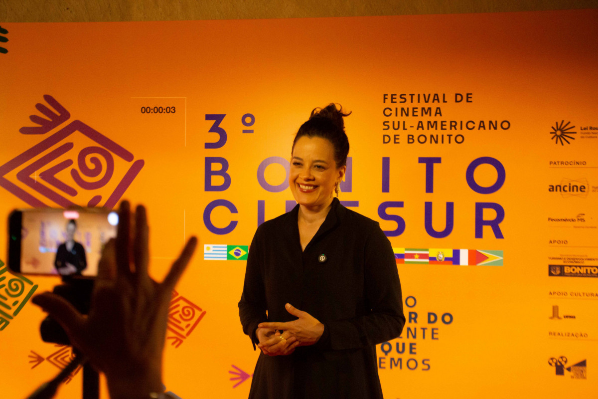 Atriz é uma das homenageadas da iniciativa Pegadas da Memória do Cinema Sul-Americano, a inaugural calçada da fama de Bonito (MS)/Foto: Diego Cardoso