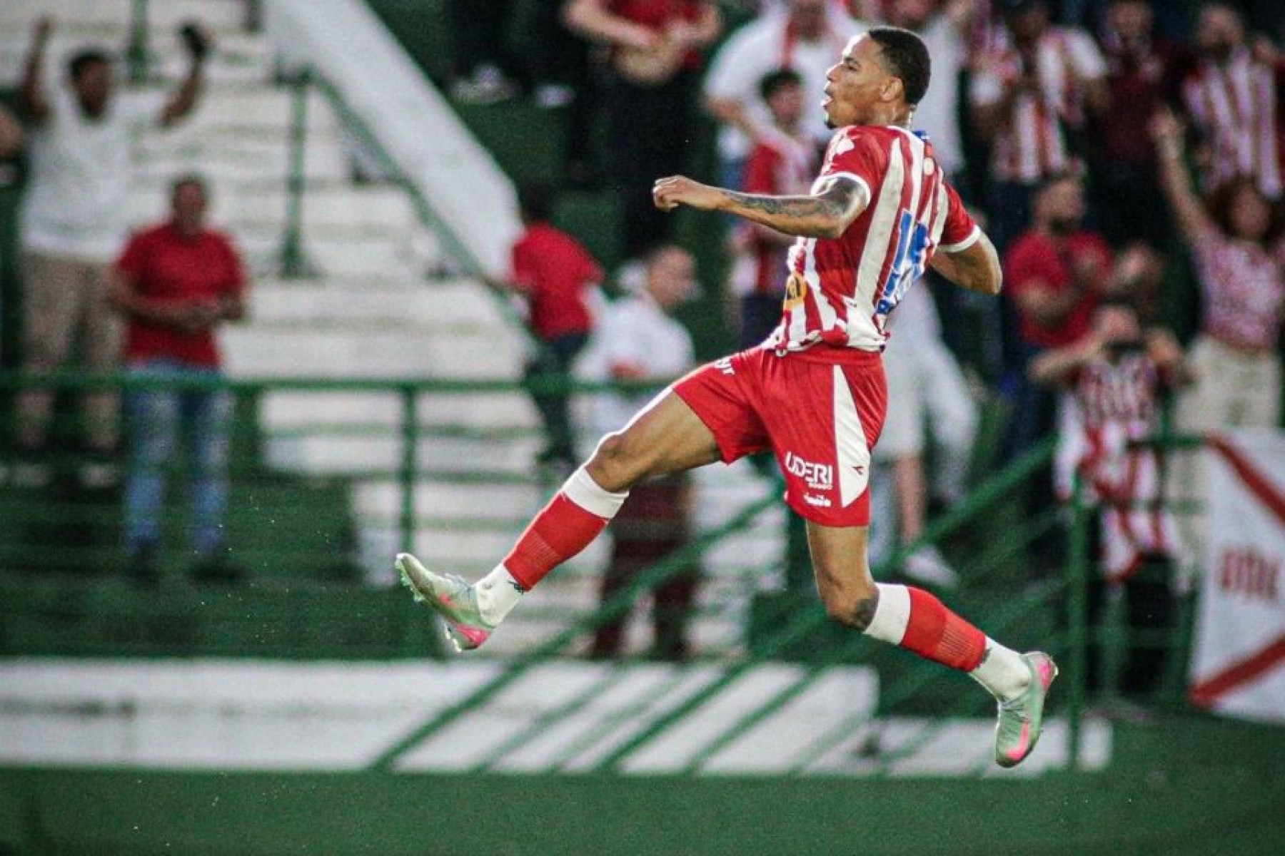 Lucas Cardoso, jogador do Náutico