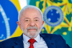 Presidente da República, Luiz Inácio Lula da Silva, durante sanção do Projeto de Lei nº 1246, de 2021, que estabelece a obrigatoriedade de reserva mínima de participação de mulheres em conselhos de administração de sociedades empresárias.?Palácio do Planalto, Brasília – DF.
?Foto: Ricardo Stuckert / PR