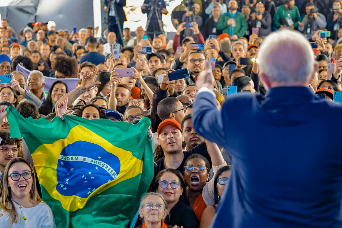 25.07.2025 - Presidente da República, Luiz Inácio Lula da Silva durante cerimônia de anúncio dos projetos habilitados pelo Novo PAC Seleções 2025 - Urbanização de Favelas, no âmbito
do Programa Periferia Viva.
Jardim Rochdale, Osasco - SP.
Foto: Ricardo Stuckert / PR